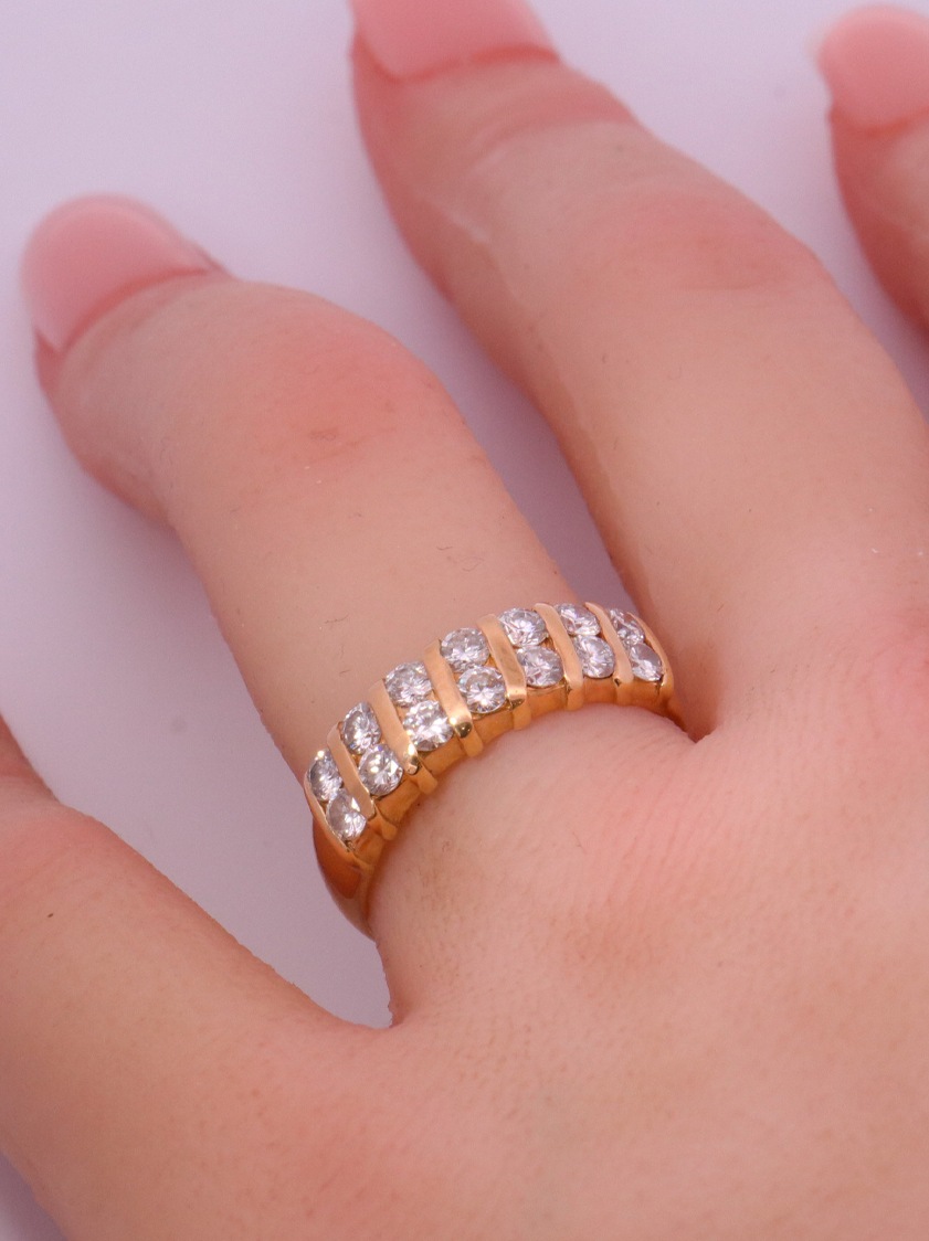 14K White Gold Diamond Ring - – SW10204